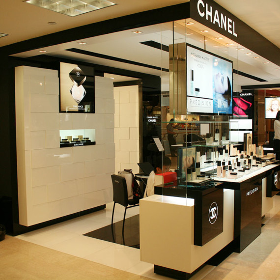 Chanel Metro Paragon
