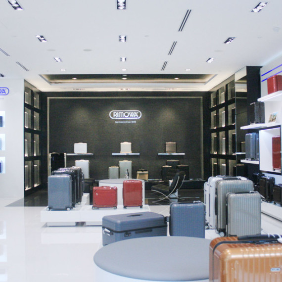 Rimowa Mandarin Gallery