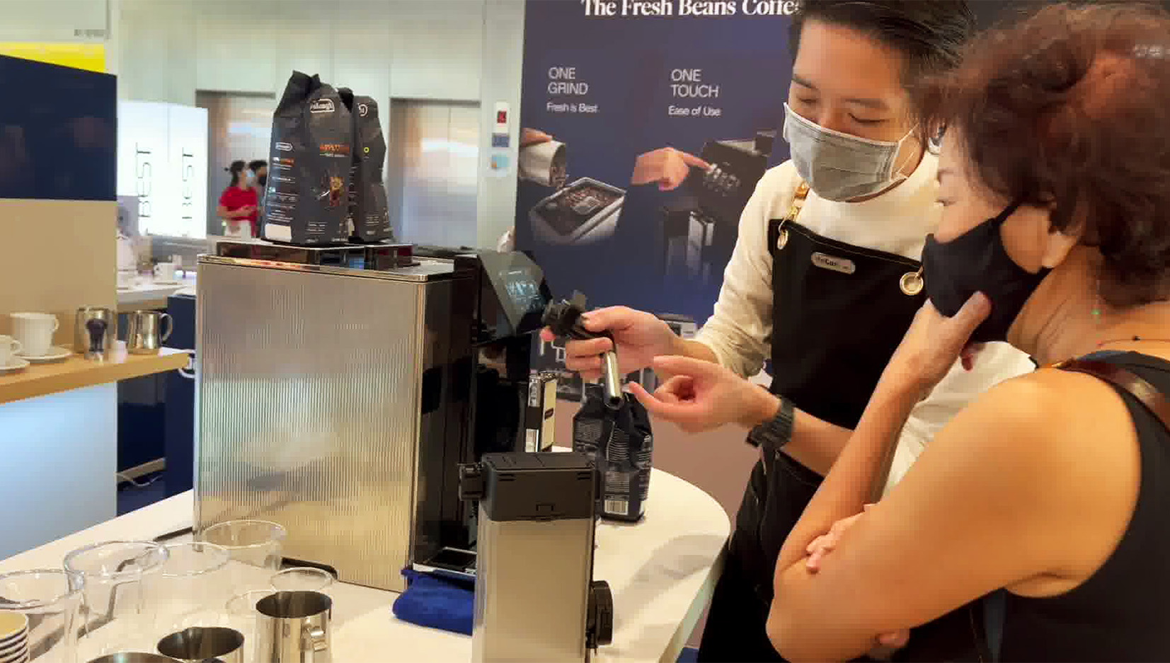 :: Product Demonstration :: De'Longhi The Fresh Beans Coffee Bar at VivoCity