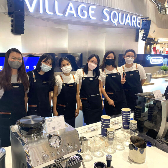 Brand Activations & Experiences :: Event Crew :: De'Longhi The Fresh Beans Coffee Bar at Waterway Point