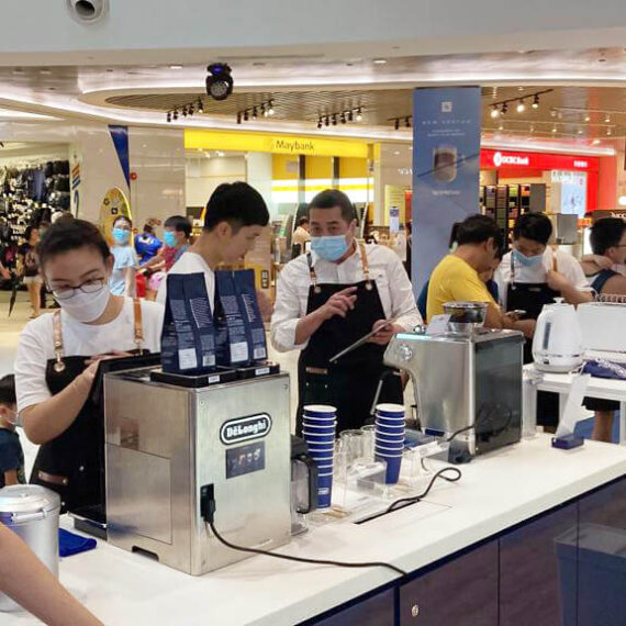 Brand Activations & Experiences De'Longhi The Fresh Beans Coffee Bar at Waterway Point