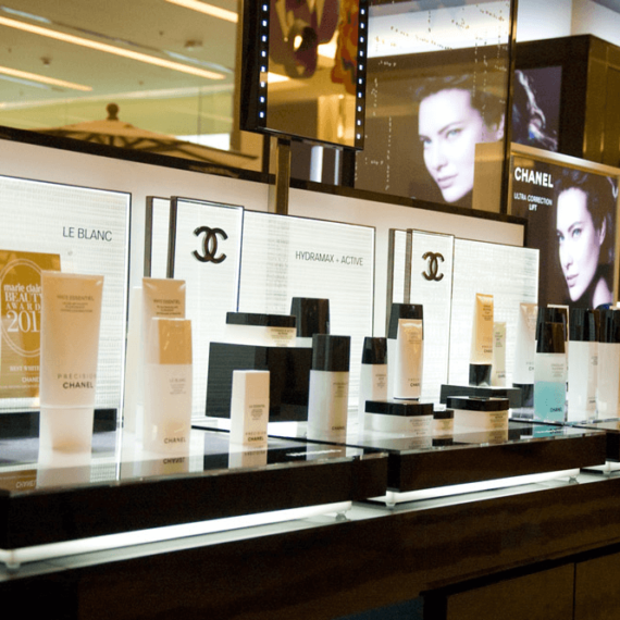 Merchandising & Shop Displays Chanel Counter Display